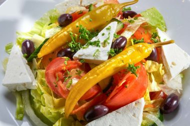 griechischer Bauernsalat im griechischen Restaurant Syrtaki Bocholt